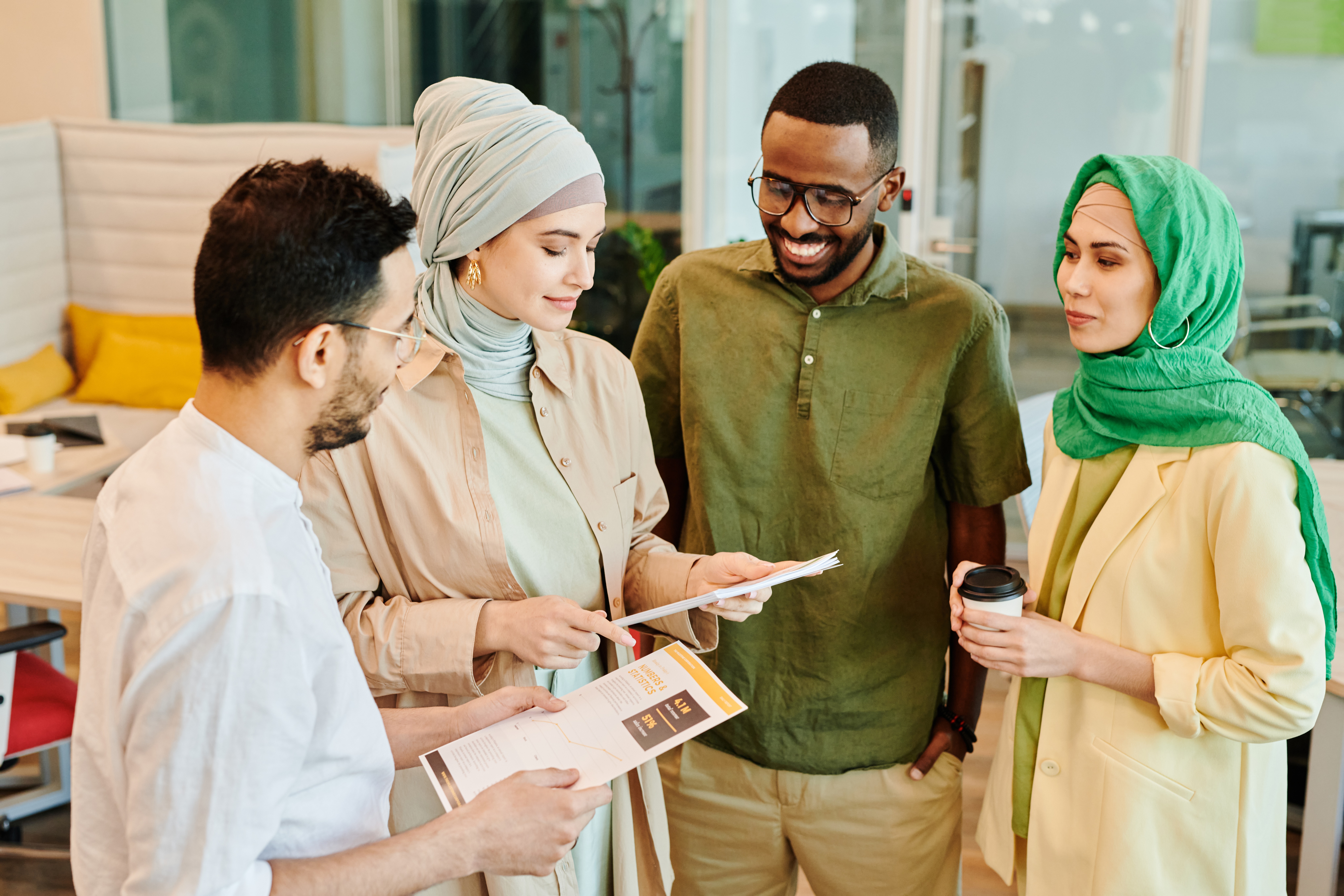 Personal assistants in Saudi Arabia being briefed on admin work