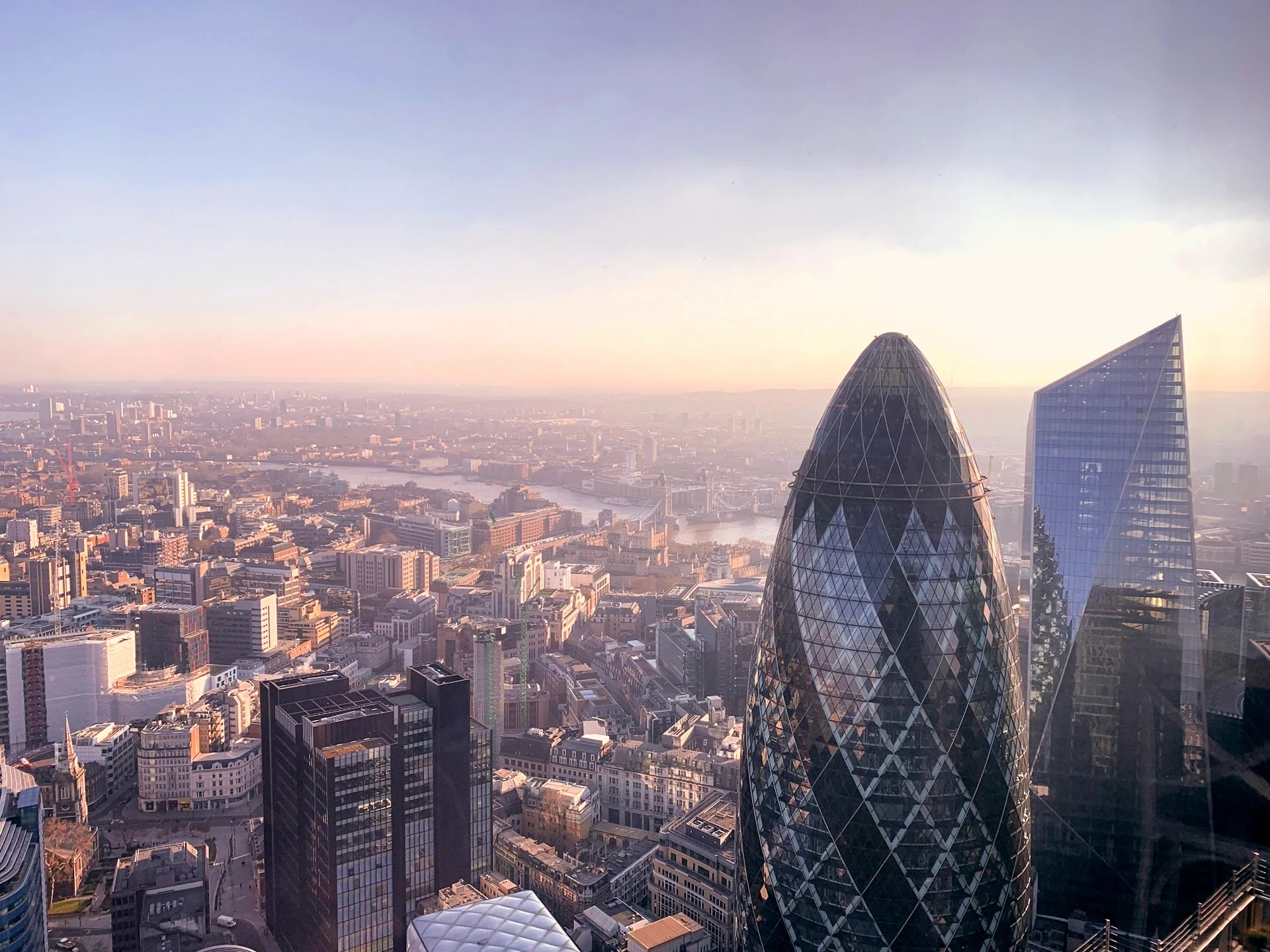 PA and EA recruitment for finance and banking firms